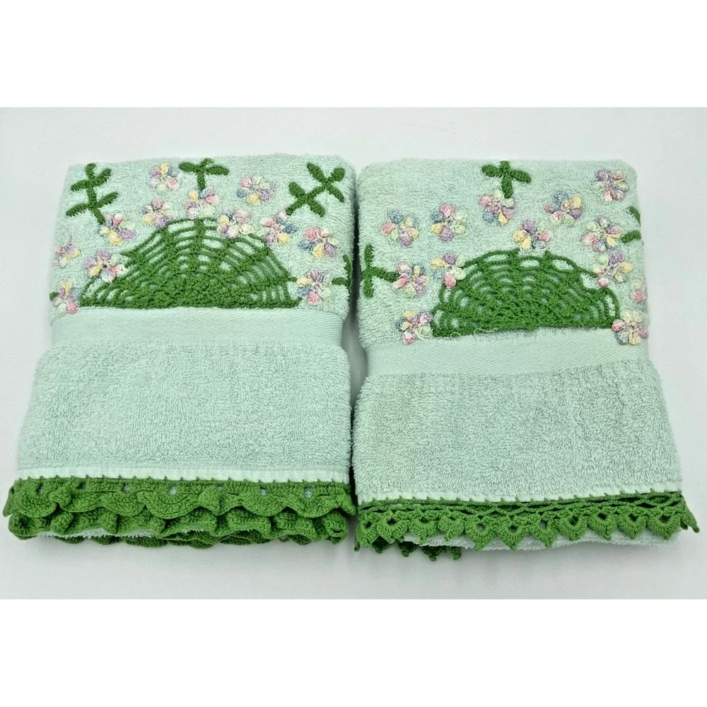 2 Vintage‎ Hand Crocheted and Embroiderd Bath Towels Flowers Butterflies